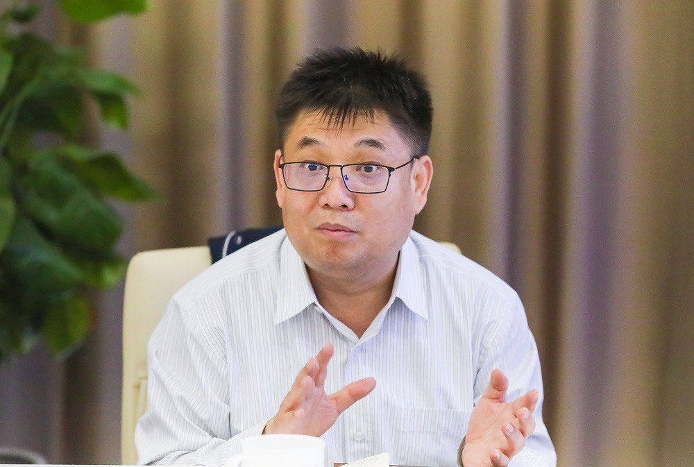 毛予锋1.jpg